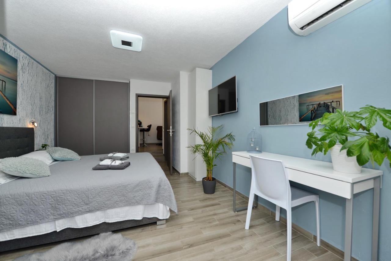 2-apartmans Popandrock In Villa *